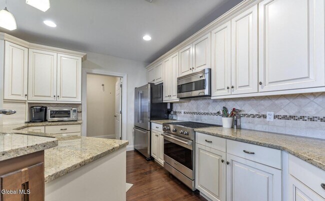 Building Photo - 38 High Rock Ave