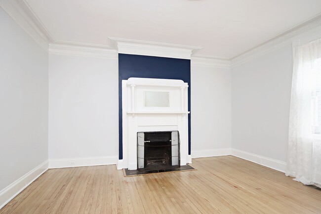 Building Photo - Charming Dog-Friendly Downtown Home Near UVA Medical Center