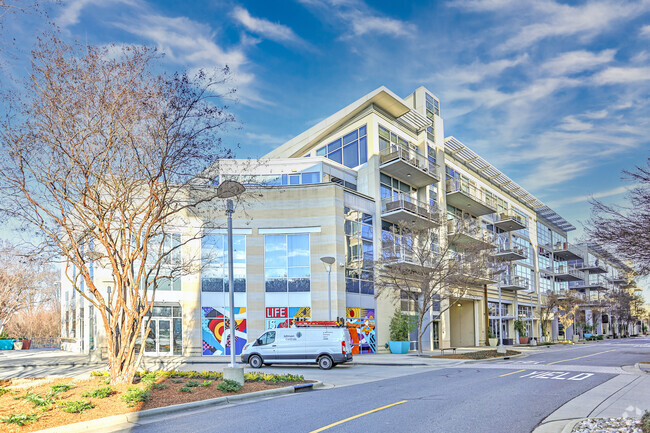 Building Photo - Met Terraces