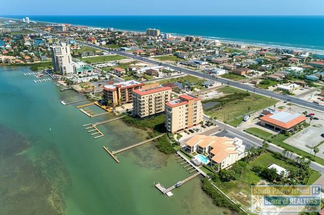 Building Photo - 218 W Lantana St