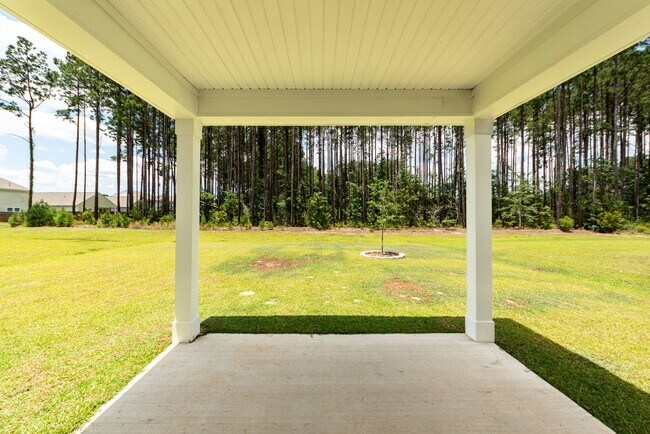 Building Photo - 4 Bedroom, 2.5 Bathrooms in Watson Hill - Summerville