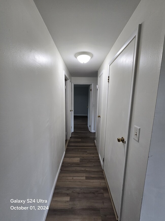 Hallway - 21 Cree Dr