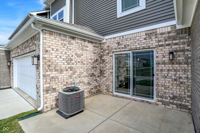 Building Photo - 2792 Maricopa Blvd