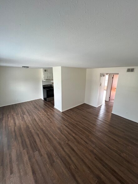 Building Photo - 4204 Billtown Rd