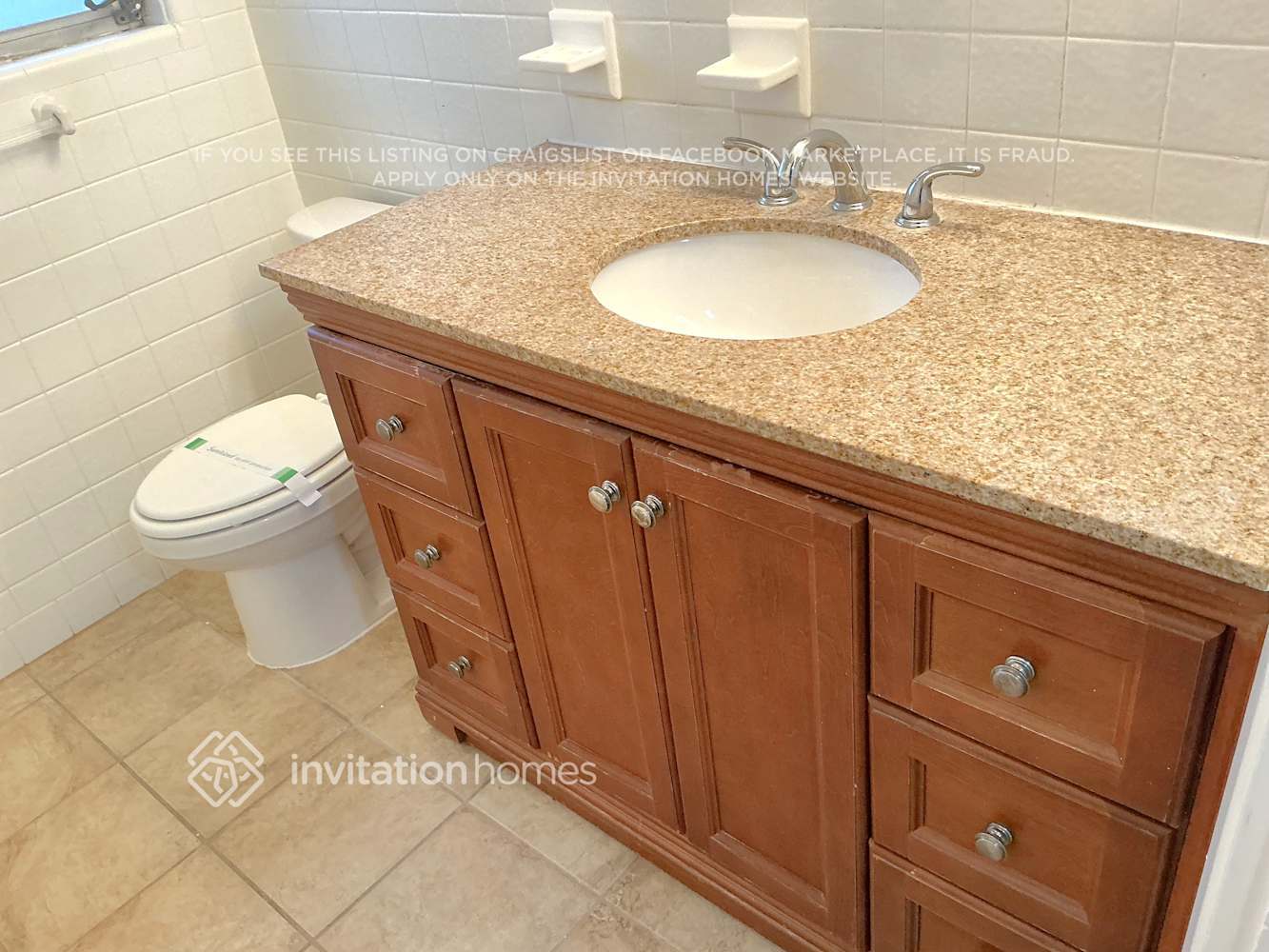 Building Photo - 2329 Lorena Ln