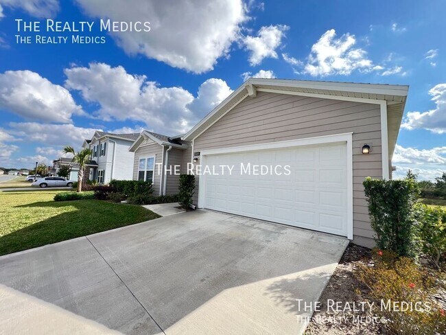 Building Photo - 9301 SW 58th Cir