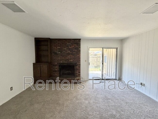 Building Photo - 6912 E 46th Pl