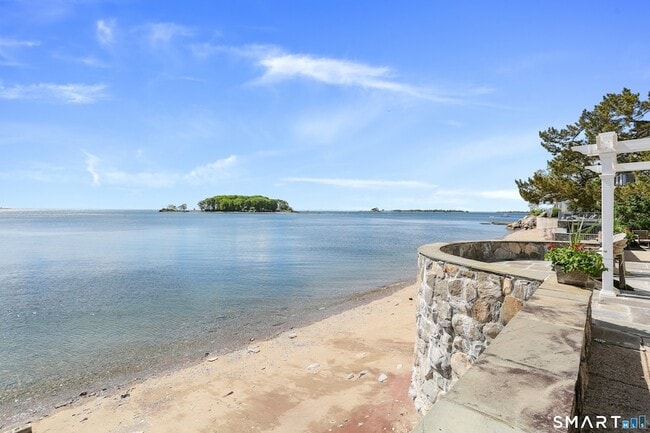 Building Photo - 34 Shorehaven Rd