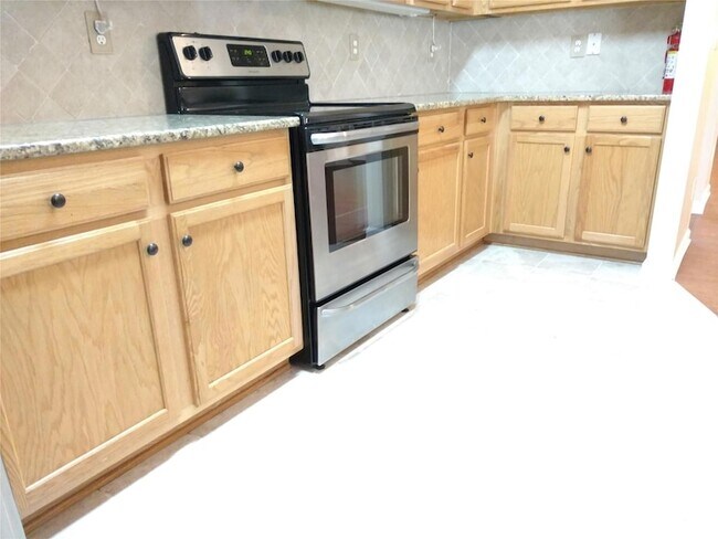 Building Photo - 1309 Smokey Quartz Ln