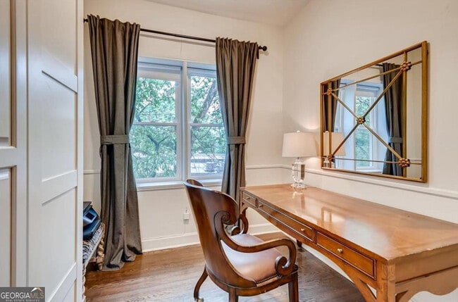 Building Photo - 1116 Piedmont Ave NE