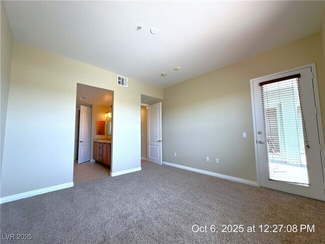 Building Photo - 62 E Serene Ave