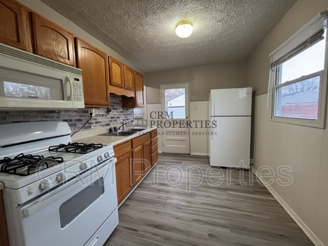 Building Photo - 1036 Columbus Blvd