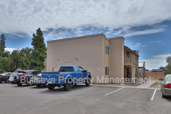 Building Photo - 2701 E. Beck Lane