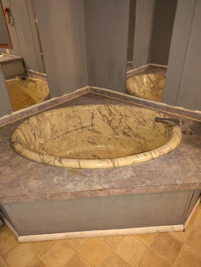 Building Photo - 11 Stewart Pines Loop NE