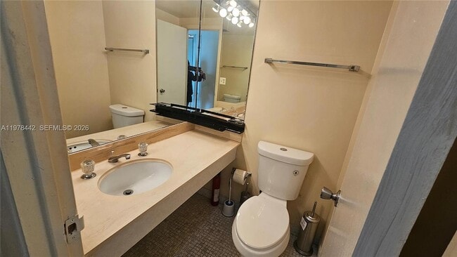 Building Photo - 1980 S Ocean Dr