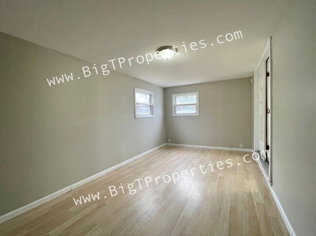 Building Photo - Ranch Home available for rent