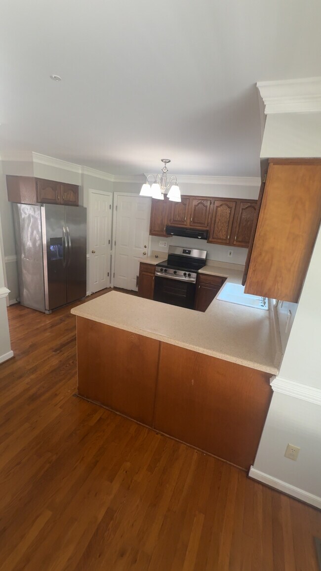 Building Photo - 9134 Fox Hill Race Ct