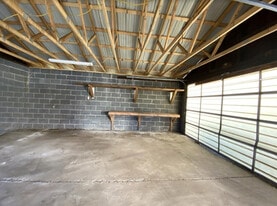 Building Photo - 1118 Vine St