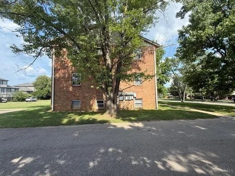 Building Photo - 616 Brill Dr