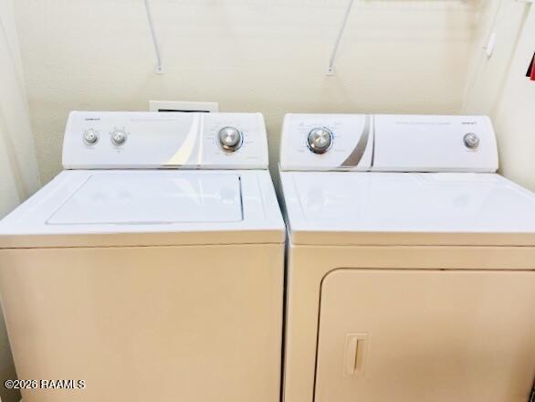 Building Photo - 4464 Highland Rd