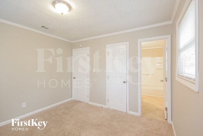 Building Photo - 7107 Willow Green Ct SW