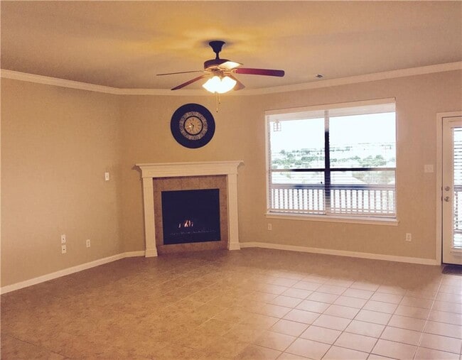 Building Photo - 7808 Meloncon Cove