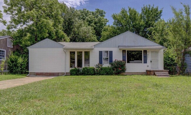 Building Photo - North Tulsa Home