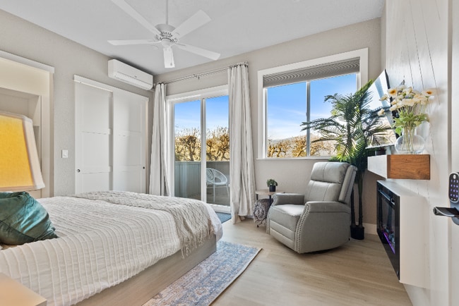 Building Photo - 2108 Valente Cir