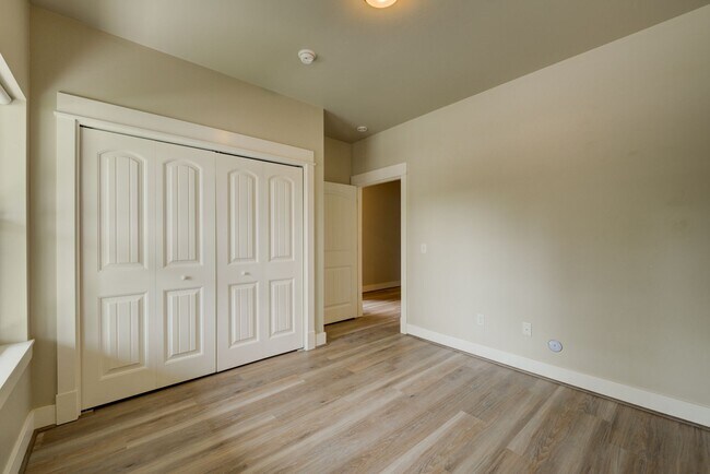 Building Photo - Very Clean Single-Family Home For Rent IN VALLEY WEST BOZEMAN