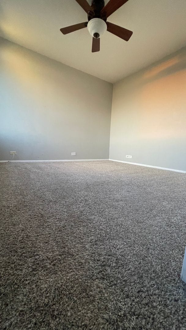 Building Photo - Nice 1 bedroom Condo in Gold Coast/Old Town