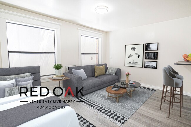 Building Photo - Completely Remodeled Top Floor Studio With...