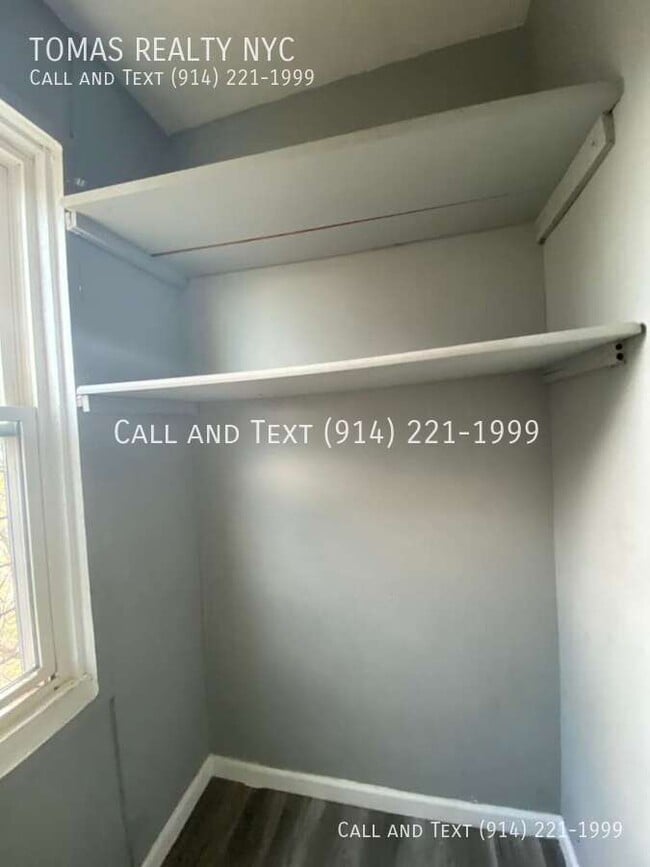 Building Photo - 188 Ashburton Ave