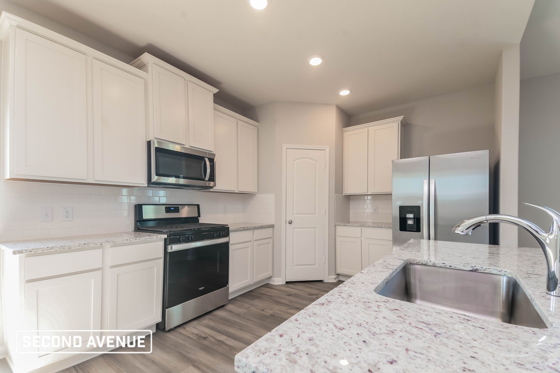 Building Photo - 525 Harbor Oaks Dr