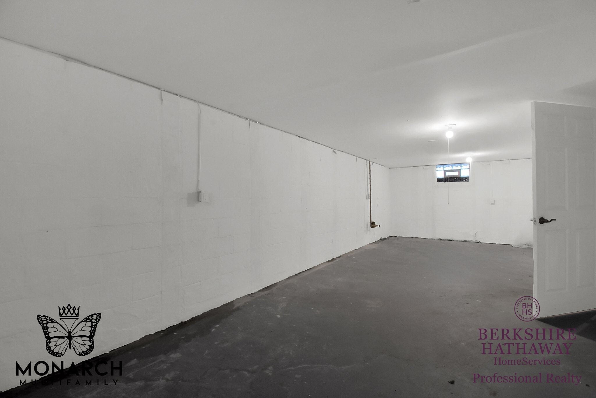 Building Photo - 2566 Atwood Ter