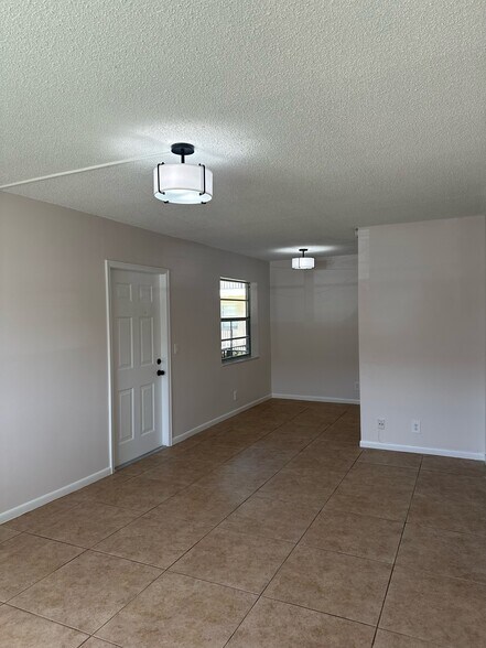 Dining room - 1210 Old Boynton Rd