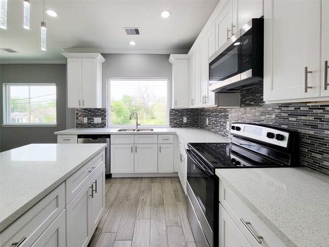 Building Photo - 4514 Maggie St