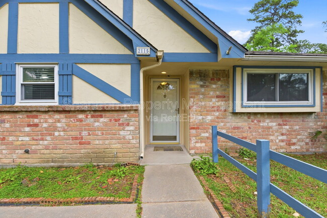 Building Photo - 2115 Oak Shores Dr