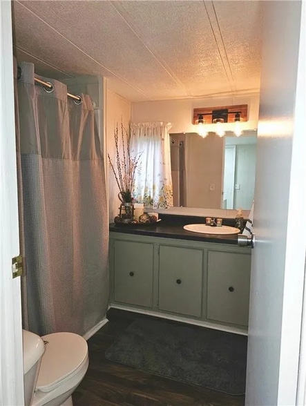 Building Photo - 5610 N 3rd Ave