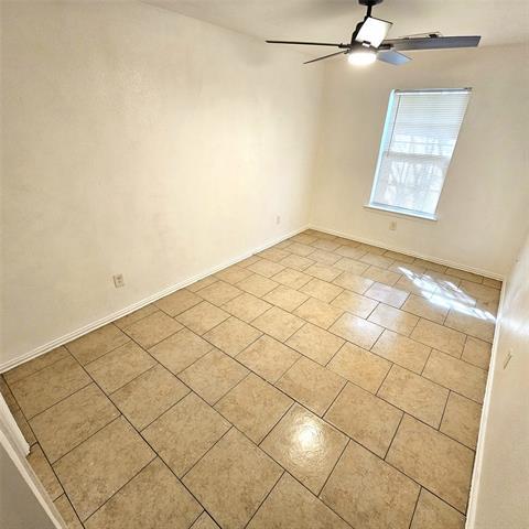 Building Photo - 1810 Wiseman Ave