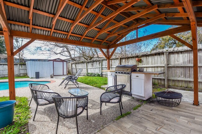 Building Photo - 4125 Lymbar Dr