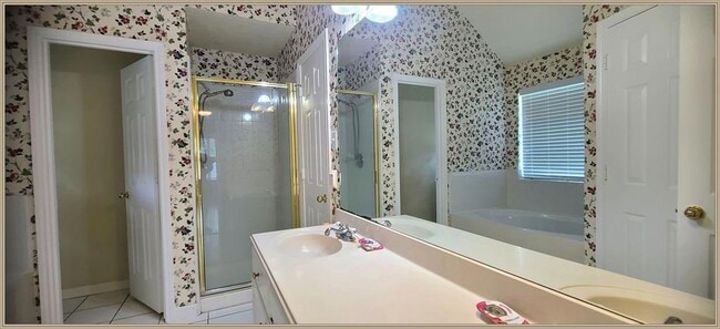 Building Photo - 9602 Meadowchase Ct
