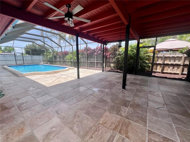 Building Photo - 1710 SW 98th Ct