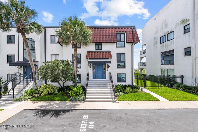 Building Photo - 2343 Costa Verde Blvd