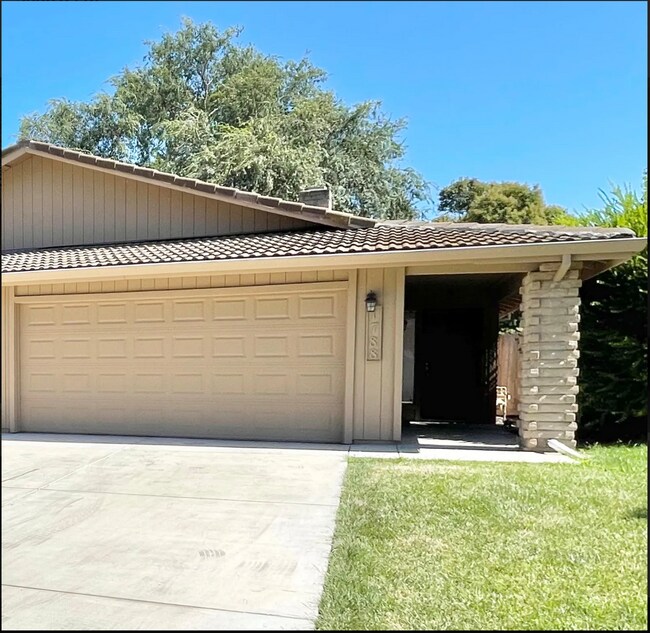 Building Photo - 1788 Long Barn Way