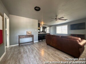 Building Photo - 3058 Westview Dr