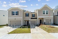 Building Photo - 1033 Plumcrest Dr