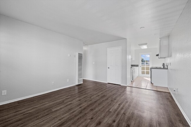 Building Photo - 1133 Ohio Ave.