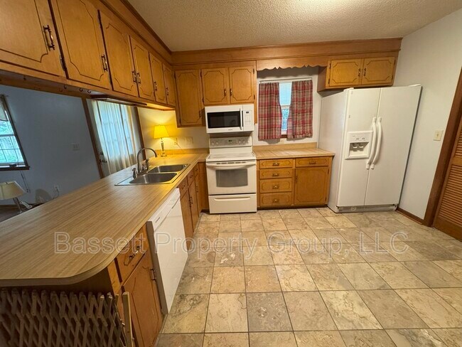 Building Photo - 123 Trestlewood Dr