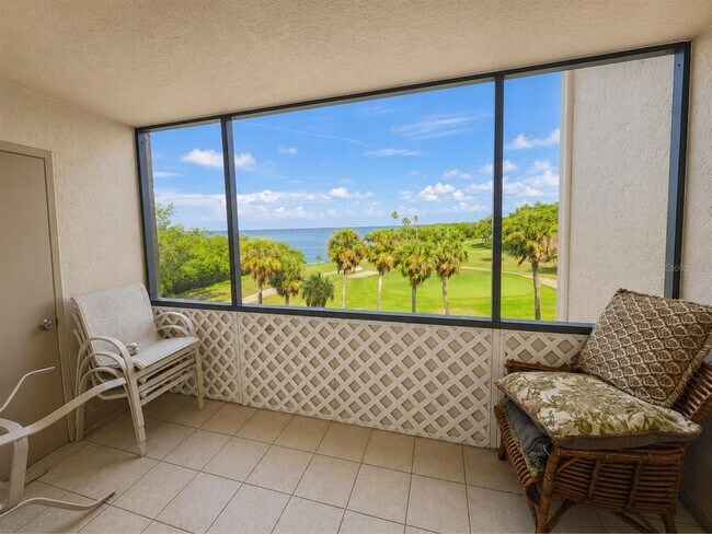 Building Photo - 2616 Cove Cay Dr