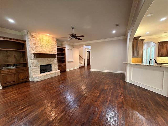 Building Photo - 8116 Canyon Oak Dr